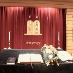 Torarolle in der Synagoge