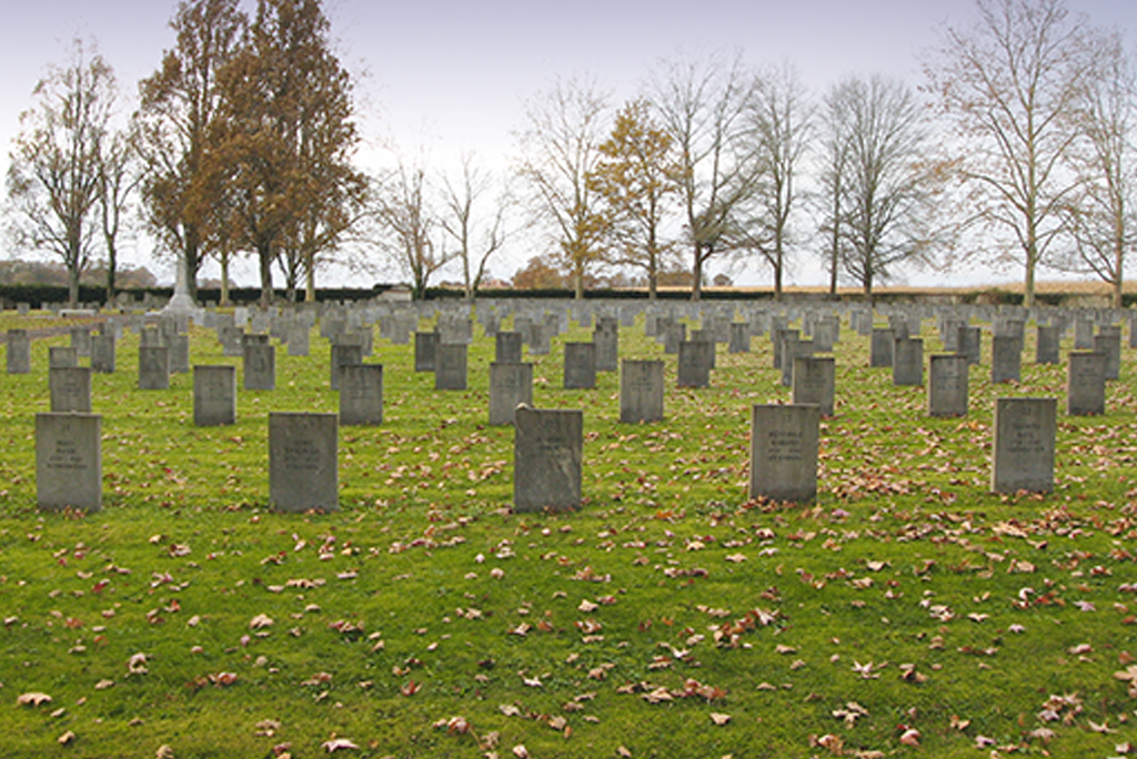 Grabsteine auf Friedhof